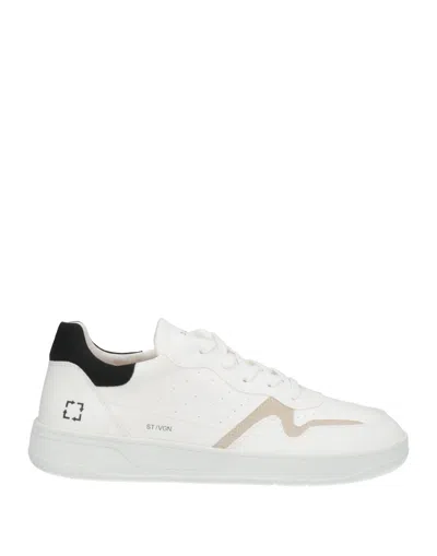 Date Sneakers In White