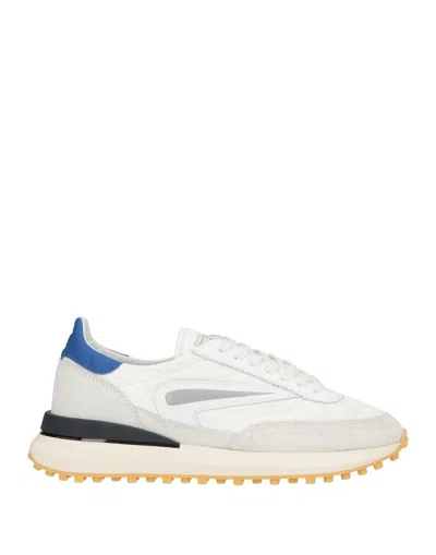 Date D.a.t.e. Trainers In Ivory