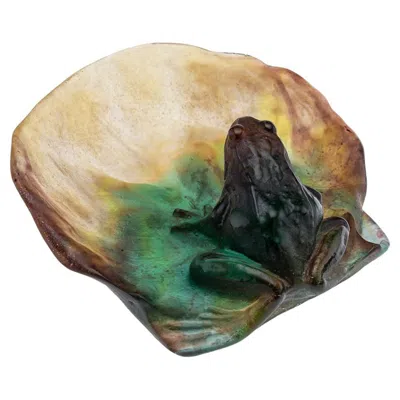 Pre-owned Daum 20th Century French La Pâte De Verre Large Frog On Lily Pad By  In Brown