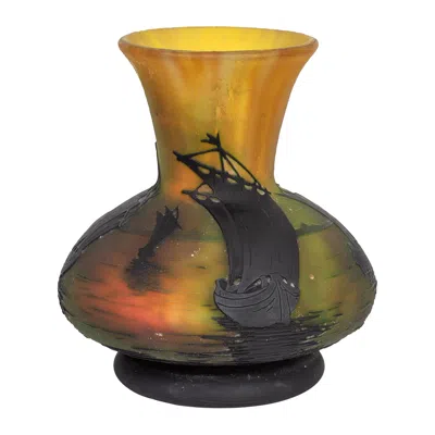 Pre-owned Daum Nancy Cameo Glass Vase In Brown