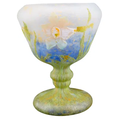 Pre-owned Daum Wheel Carved And Padded Daffodil Vase (jonquille) Circ 1895 In Yellow