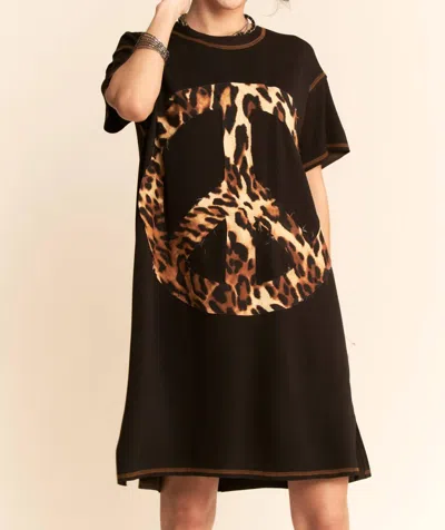 Davi & Dani Animal Peace Symbol Short Sleeve Knit Dress In Black In Brown