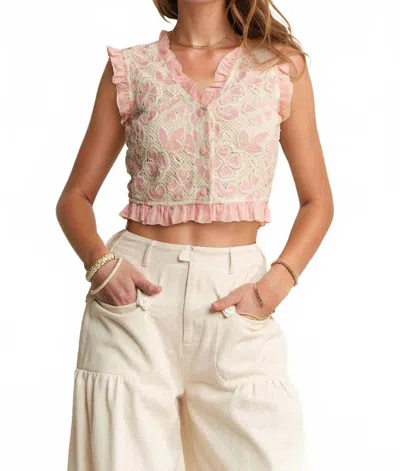 Davi & Dani Crochet Lace Ruffle Vest In Pink Natural