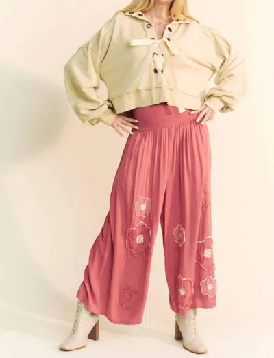 Davi & Dani Eyelet Lace Up Top In Natural