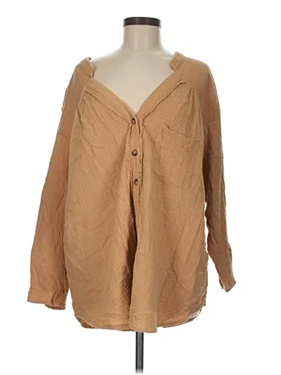 Pre-owned Davi & Dani Long Sleeve Blouse In Tan
