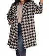 Davi & Dani Monochromatic Moment Plaid Coat In Black & White In Multi