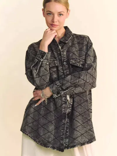 Davi & Dani Quilted Denim Shirt Jacket In Black In Gray