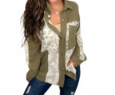 Davi & Dani Unpredictable Times Knit Long Sleeve Button Up Top In Green