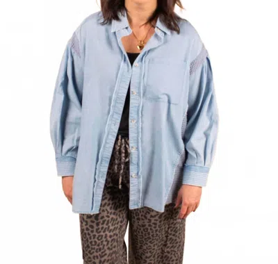 Davi & Dani Women's Off Duty Oversized Button Up Top In Blue
