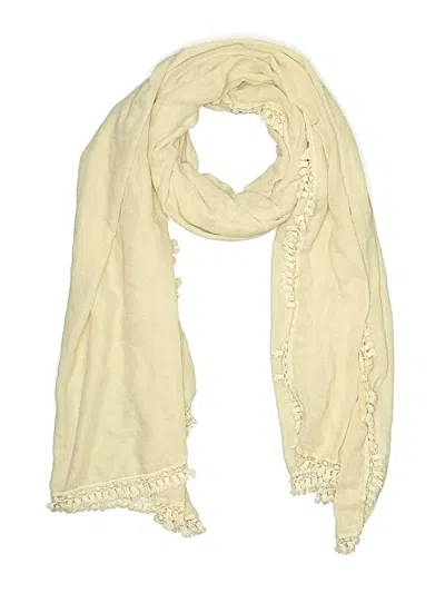 Pre-owned David & Young Scarf In Ivory