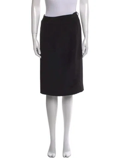 Pre-owned David Hayes Silk Knee-length Skirt In Gray