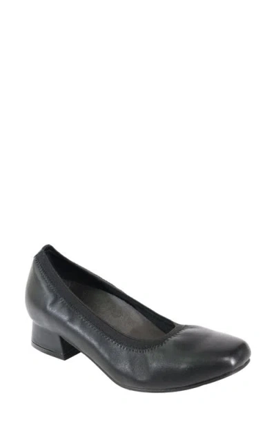 David Tate Fab Square Toe Pump In Black