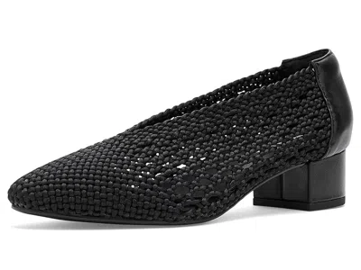 David Tate Gretchen High In Black