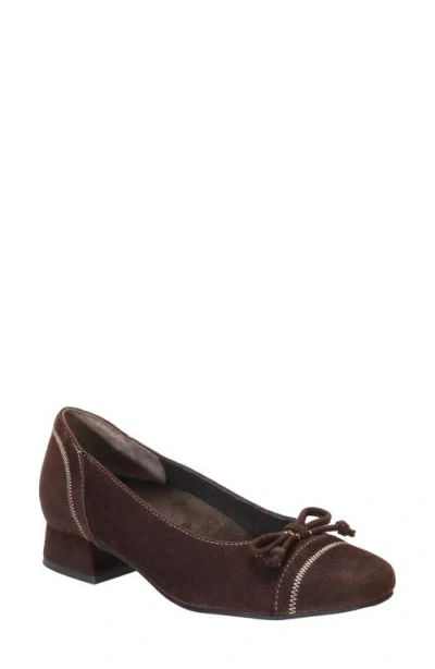 David Tate Heritage Cap Toe Pump In Brown Suede