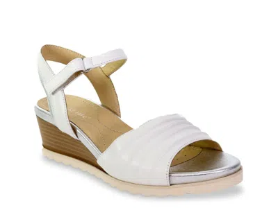 David Tate Kena Wedge Sandal In Neutral