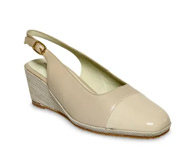 David Tate Sheyla Pump In Taupe