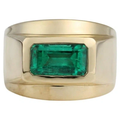 Pre-owned David Webb 18k Yellow Gold Colombian Emerald Band Ring 2.40 Carats