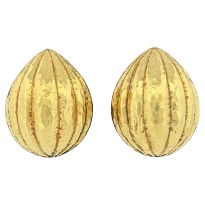 Pre-owned David Webb 18k Yellow Gold Large Hammered Dome Clip Earrings