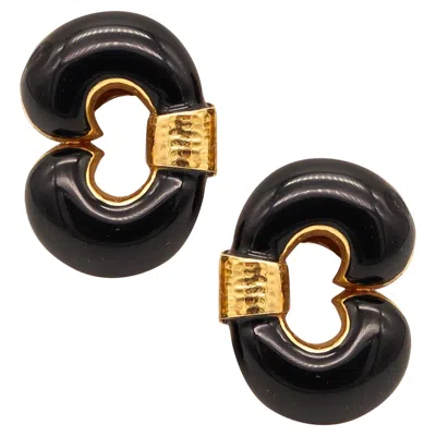 Pre-owned David Webb 1970 Classic Clip On Earrings In 18kt Yellow Gold With Black Enamel