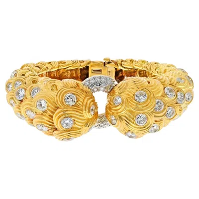 Pre-owned David Webb Platinum & 18k Yellow Gold 21 Carats Scroll Diamond Textured Bracelet