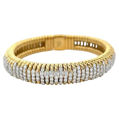 Pre-owned David Yurman 18k Yellow Gold Bangle Bracelet With 4.2ct Round G Vs Diamonds