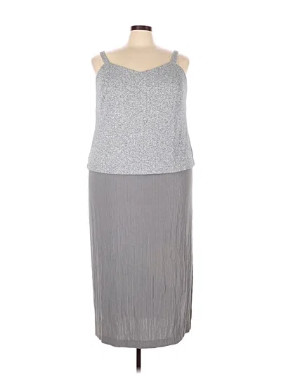 Pre-owned David's Bridal Cocktail Dress In Silver