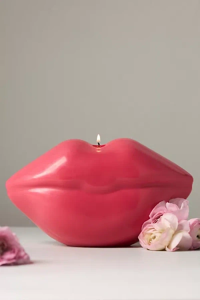 Davie Ocho Candle Co. Davie Ocho Big Kiss Candle In Pink