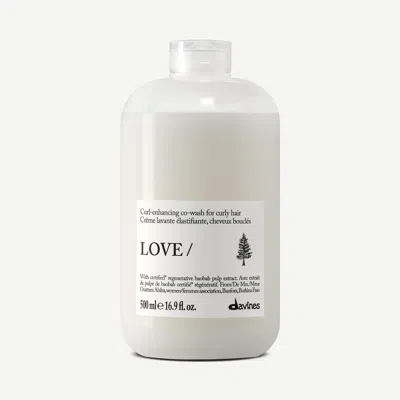 Davines Love Curl Co-wash Essential Haircare In Transparent