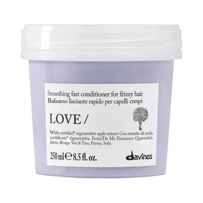 Davines Love Smoothing Conditioner For Frizzy Hair 8.5 Fl Oz/250 ml In Transparent
