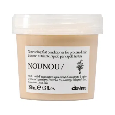 Davines Nounou Repair Conditioner For Damaged Hair 8.5 Fl Oz/250 ml In Transparent