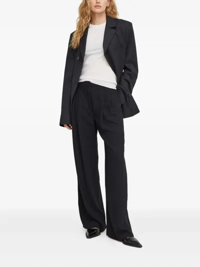 Day Birger Et Mikkelsen Short-sleeve Round-neck Top In Black