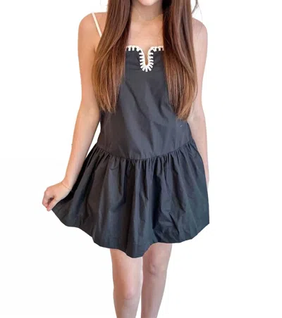 Day + Moon Shifty Contrast Dress In Black