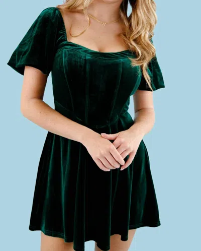 Day + Moon Sweetheart Velvet Mini Dress In Emerald Green
