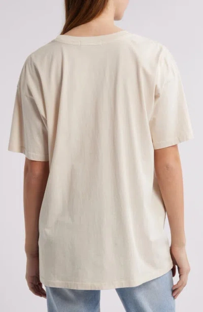 Daydreamer A Little Crabby Cotton Graphic T-shirt In Dirty White