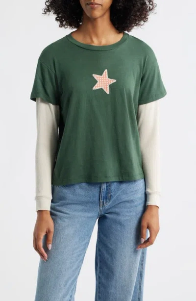 Daydreamer Appliqué Star Layered Long Sleeve T-shirt In Green