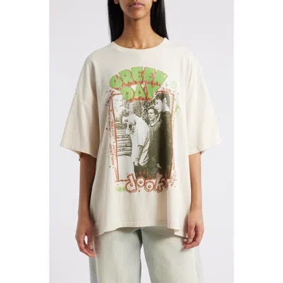 Daydreamer Green Day Oversize Cotton Graphic T-shirt In Dirty White