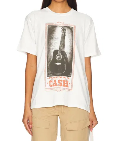 Daydreamer Johnny Cash Guitar Weekend Short Sleeve Top In Vintage White