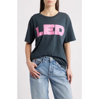 Daydreamer Led Zeppelin Merch Graphic T-shirt In Vintage Black