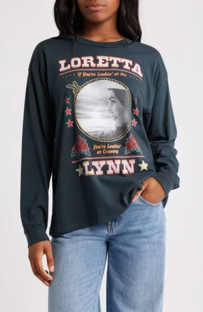 Daydreamer Loretta Lynn Lookin' Long Sleeve Cotton Graphic T-shirt In Vintage Black