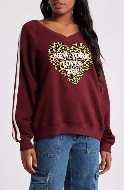 Daydreamer New York Loves You V-neck Graphic Sweatshirt In Dark Cherry