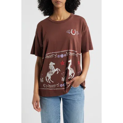 Daydreamer Prairie Horse Cotton Graphic T-shirt In Brown