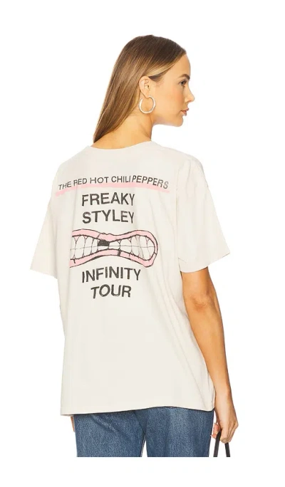 Daydreamer Red Hot Chili Peppers Freaky Styley Merch Tee In Ivory