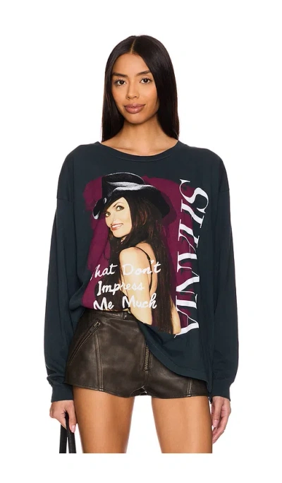 Daydreamer Shania Twain Don't Impress Me Much Pullover In Vintage Black