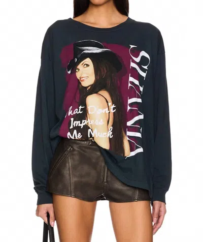 Daydreamer Shania Twain Graphic Tee In Vintage Black In Blue