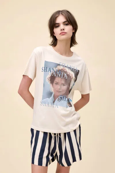 Daydreamer Shania Twain Woman In Me Boyfriend Tee In Vintage Cream In White