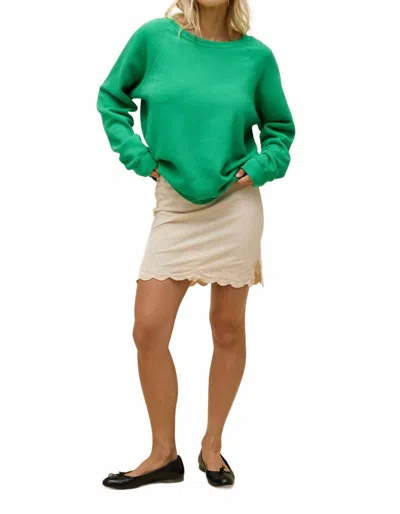 Daydreamer Solid Vintage Raglan Sweatshirt In Lucky Green