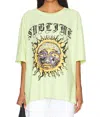 Daydreamer Sublime Old English Tee In Sun Glow