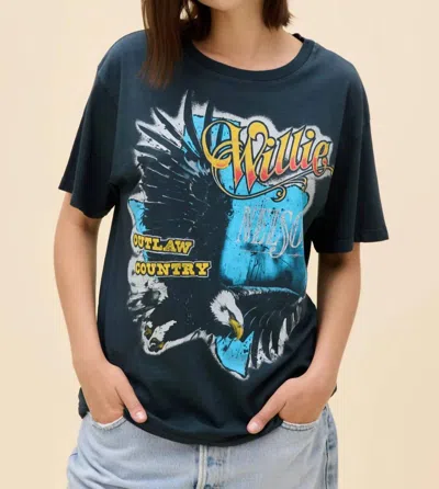 Daydreamer Willie Nelson Outlaw Country Boyfriend Tee In Vintage Black In Blue