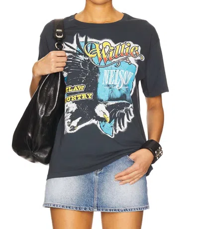 Daydreamer Willie Nelson Outlaw Country Boyfriend Tee In Vintage Black In Multi