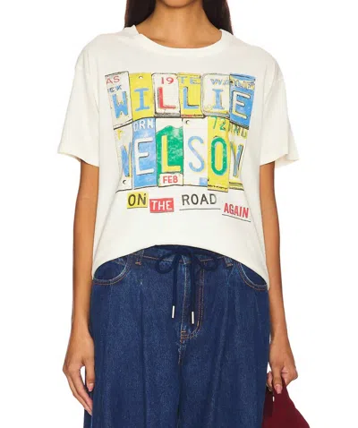 Daydreamer Willie Neslon On The Road Again Boyfriend Tee In Stone Vintage In White
